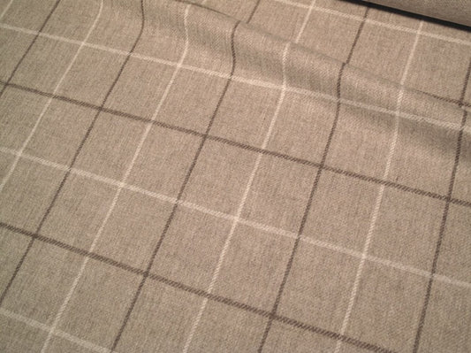 OXFORD CHECK NATURAL fabric by Arte Fresca Outlet, a full view displaying its classic woven check pattern in warm mottled light beige with brown-beige and cream-white accents, highlighting its 100% wool texture.