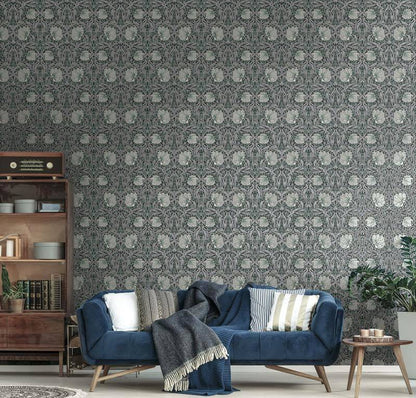 Flache Ansicht der Tapete Dorian Blue mit symmetrischen Blüten und Ranken nach William Morris