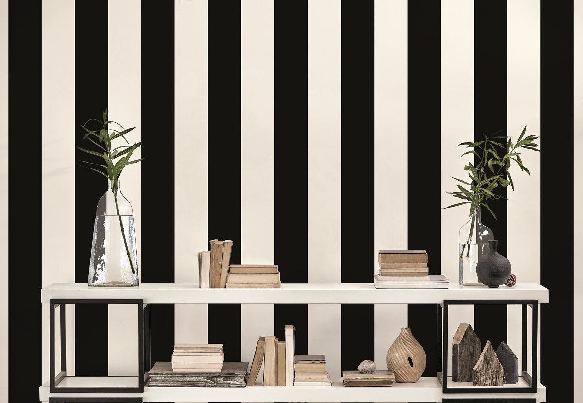 Parker Stripe Pearl Wallpaper White Silver